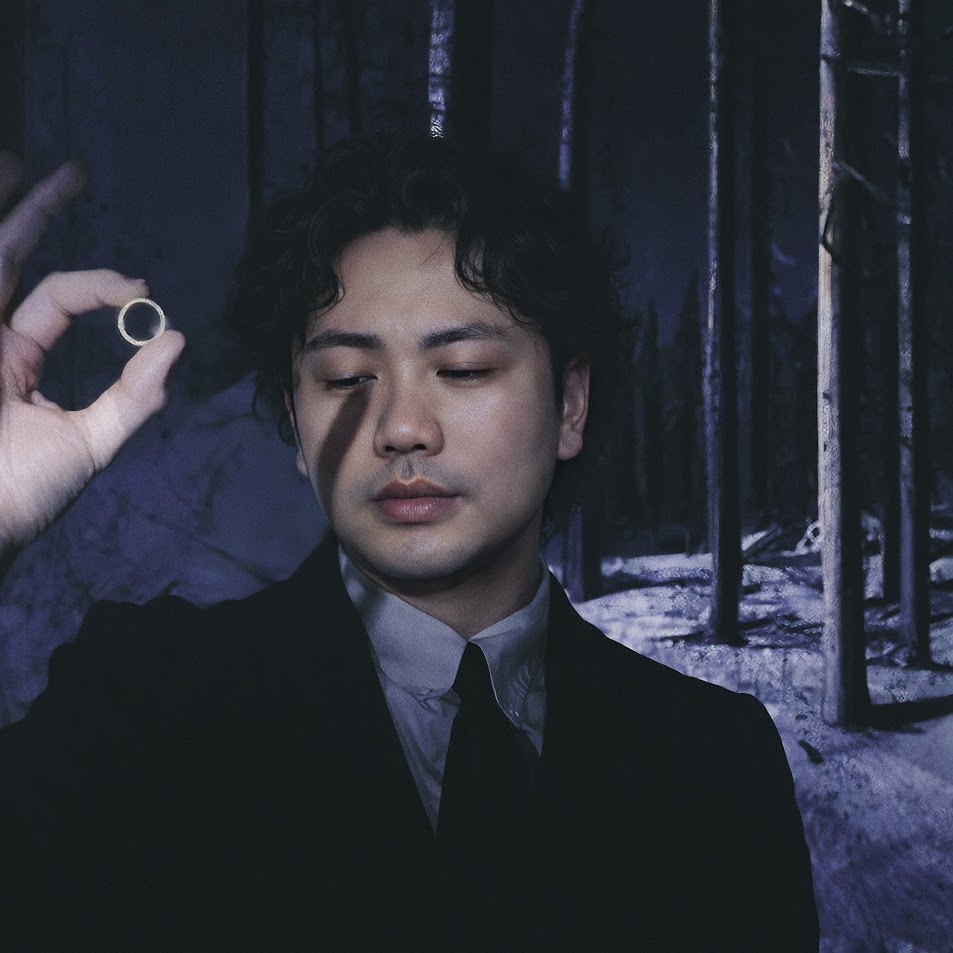 Túi rỗng mua trăng và cái bẫy ký ức